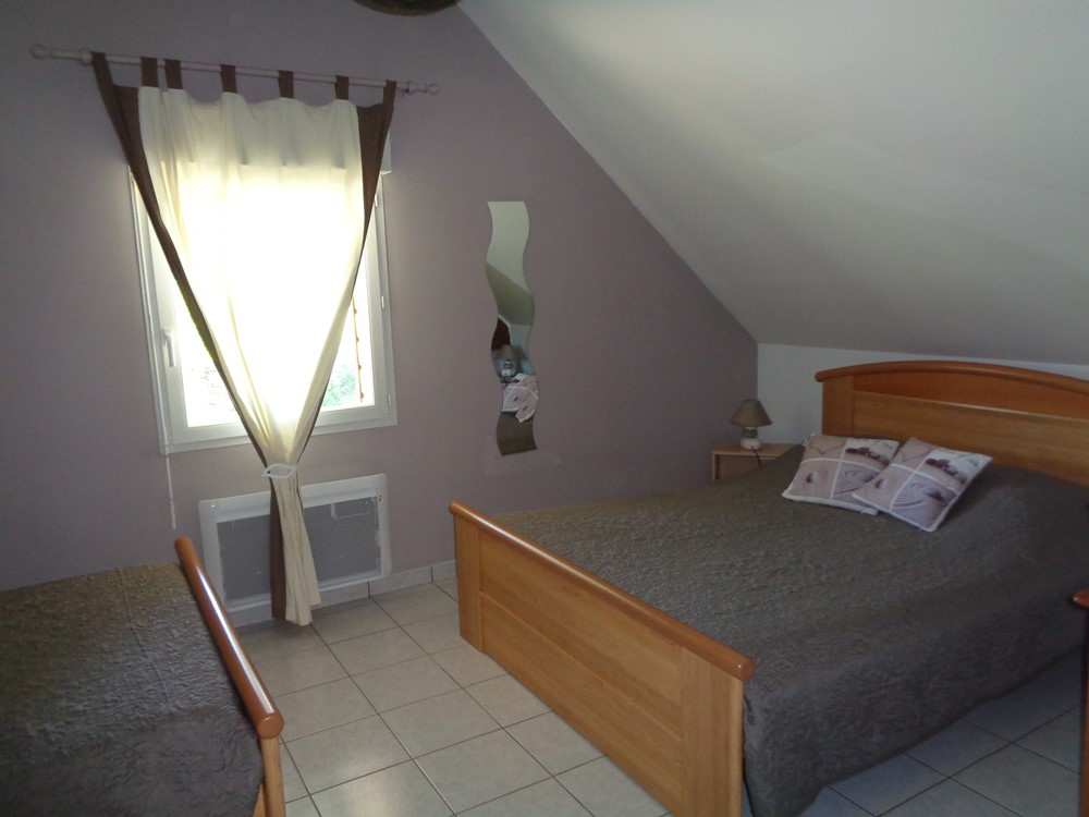 DSC00832 Chambre avec salle de bain privative